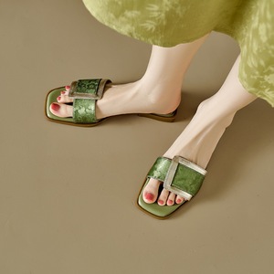 Foreign Trade 2025 Summer Square Flat Bottom Simple Outer Wear Color-matching Soft Bottom Beach <b>Sandals</b> and Sippers for Women - Product Image 4