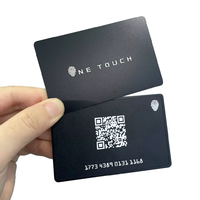 Carte de visite numérique Rfid de médias sociaux à puce intelligente NFC 216 noir mat carte de visite en métal avec code QR unique