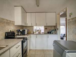 Gabinetes de Cocina de Madera de Roble y Nogal Macizo de Varias Capas, Muebles Multifuncionales para Almacenamiento Doméstico con Diseño de Techo y Piso - Product Image 4