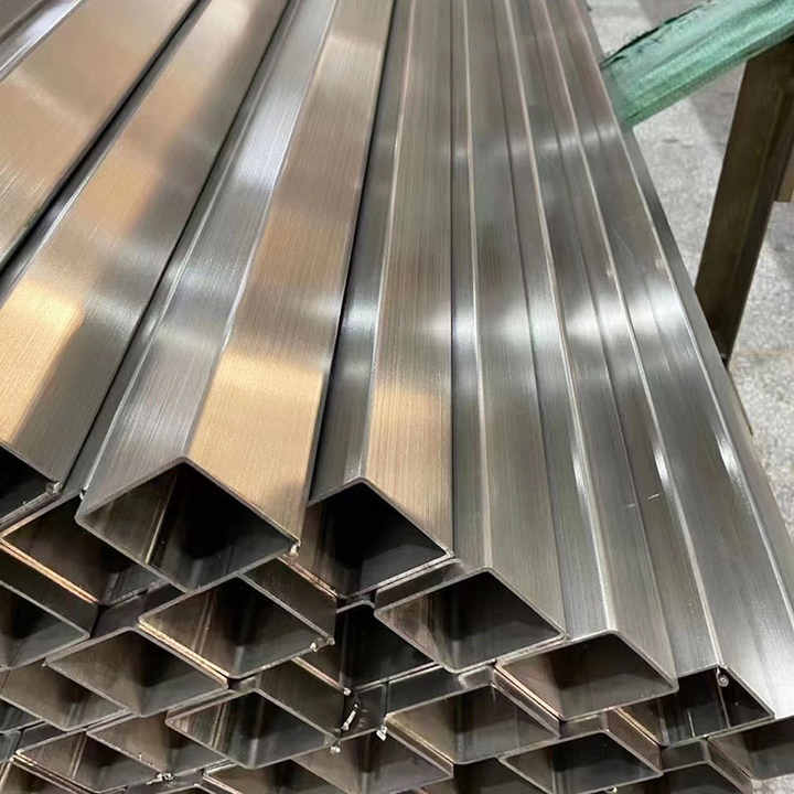厂家直接供应304不锈钢方管批发装饰工程产品