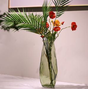 Jarrón de Vidrio Irregular Verde Claro Abierto Bixuan de Alta Gama Nórdica, Nuevo Diseño Moderno y Simple con Estilo Costero para Decoración de Mesa - Product Image 5