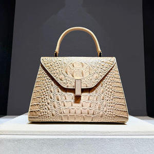 2025 di lusso modello di coccodrillo da donna borsa a forma di sella vera pelle impermeabile 3L + capacità elegante banchetto inclinato piccolo - Product Image 3