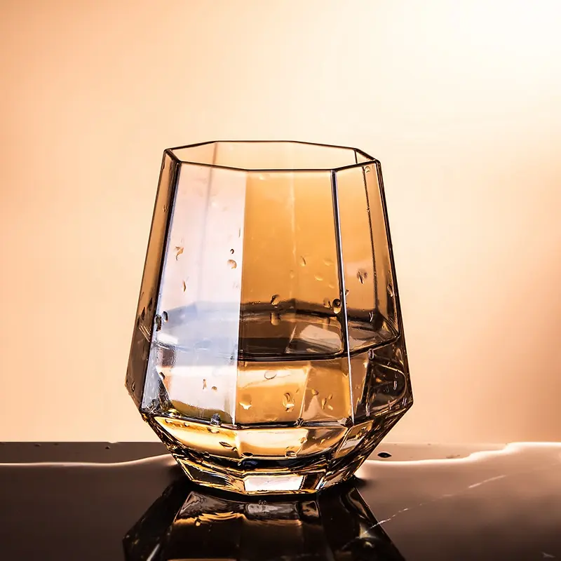 Bicchieri di whisky di cristallo inclinati bicchieri di Bourbon vecchio stile bicchiere da vino rotondo in vetro