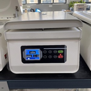 Centrifugeuse de paillasse basse vitesse TD4Z WS 4000 tr/min, multi-rotors en option pour la séparation d'échantillons médicaux en laboratoire - Product Image 3