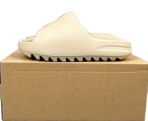 Sandales classiques imperméables pour hommes 2026 de bonne qualité avec empeigne en tricot, semelle extérieure en PU et semelle intermédiaire en liège - Product Image 1