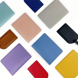 ชุดสายคล้องคอหนัง PU หนา 11 สี แบบหนาพิเศษ สำหรับสินค้าข้ามพรมแดน พร้อมช่องใส่พาสปอร์ตและป้ายติดกระเป๋า สามารถปรับแต่งโลโก้ได้ - Product Image 4