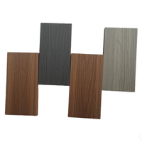 Plancher en WPC imperméable antidérapant durable parfait pour les piscines, les bateaux, les patios, les jardins, une solution de revêtement de sol pour tous les espaces extérieurs