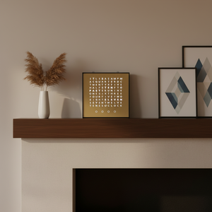 CHEETIE Orologio da Parete LED 50*50cm con Scritte in Rame, Orologio Elettronico da Scrivania a Batteria, Decorazione Moderna per Casa e Ufficio - Product Image 3