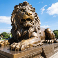 Sculptures de lion en cuivre sur mesure de grande taille, style antique moderne, statues de lion en pierre moulées sous pression pour la décoration de jardin ou de porte d'entrée