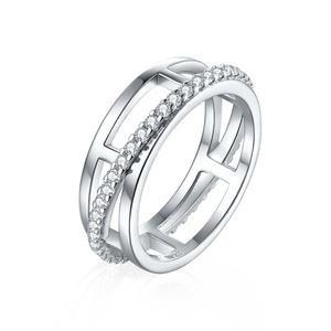 แหวนเงินแท้ 925 ประดับเพชรซิคอนสำหรับผู้หญิง ขายดี รับรองโดย CMA ชุบโรเดียม รูปทรงดอกไม้ สไตล์ฮิปฮอป สำหรับงานปาร์ตี้ - Product Image 6