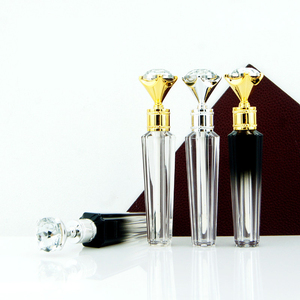 หลอดลิปสติกขนาด3มล. สำหรับริมฝีปากของคุณหลอดลิปสติกเปล่าพิมพ์โลโก้ได้ตามต้องการ - Product Image 1