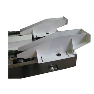 Nueva Máquina de Serigrafía Automática de Alta Precisión LC TLAS-80B de un Solo Color, Tipo Cadena, con Curado UV y Impresora de Doble Tubo - Product Image 4