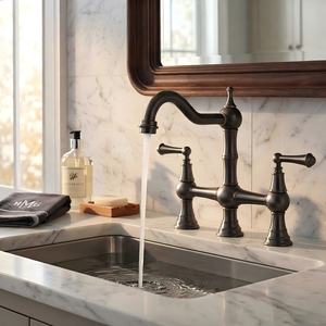 Grifo de Doble Manija Estilo Vintage AMAXO, Apto para Agua Fría y Caliente en Cocina y Baño - Product Image 1
