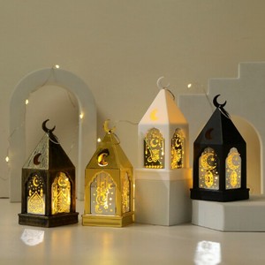 Nueva Lámpara Marroquí Dorada con Diseño de Luna y Estrella, Portavelas Árabe para Decoración de Mesa en Ramadán y Festividades - Product Image 1