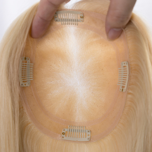 Topper de cheveux naturels cambodgiens Remy pour femmes aux cheveux longs et raides, avec clips de fixation sécurisés - Product Image 4