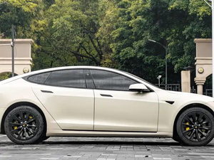 Voiture électrique <span class=keywords><strong>Tesla</strong></span> d'occasion 2016 <span class=keywords><strong>Tesla</strong></span> <span class=keywords><strong>Model</strong></span> <span class=keywords><strong>S</strong></span> 75 480k75kWh <span class=keywords><strong>Batterie</strong></span> 5 places RWD Liftback électrique <span class=keywords><strong>Prix</strong></span> bas Vente en gros de voitures d'occasion - Product Image 3