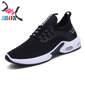 Chaussures de marche confortables pour hommes, noires, respirantes, avec doublure en maille, vente en gros sur mesure - Product Image 1
