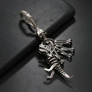 Porte-clés de voiture en métal avec pendentif squelette créatif en alliage demi-cadavre pour Halloween - Product Image 3