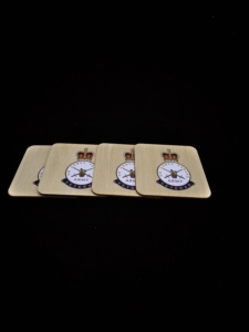 Ensemble cadeau promotionnel de sous-verres en bois irréguliers écologiques avec logo personnalisé, tapis et coussinets imprimés en céramique - Product Image 5