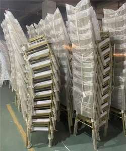 Cadeiras Chiavari de Aço com Almofadas de Espuma de Memória, Design Durável em Peça Única, Amostra Disponível, Cadeira para Casamento, Banquete Comercial e Parque - Product Image 6