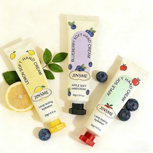 Ensemble de crèmes pour les mains nourrissantes, blanchissantes et anti-âge aux fruits, naturelles, biologiques, à base de squalane, de nicotinamide et de vitamine E, hydratantes (OEM/ODM) - Product Image 1