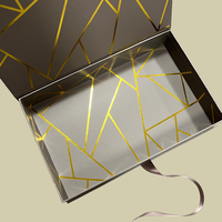 Ensemble d'emballage de luxe pour bijoux avec logo personnalisé, écologique, réutilisable, boîte cadeau rigide avec doublure en éponge et fermeture magnétique