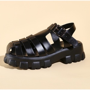 Sandales d'été 2026 pour femme, style créateur, à plateforme ajourée, avec bride arrière - Product Image 5