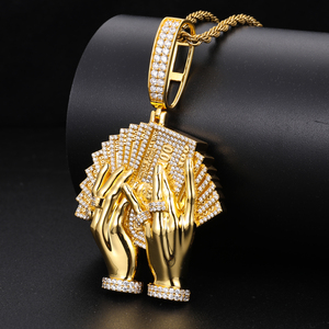 Ciondolo da Uomo di Lusso Iced Out Stile Hip Hop con Diamanti Moissanite VVS in Argento Sterling 925 Placcato Oro, a Forma di Mano che Mostra Soldi - Product Image 2
