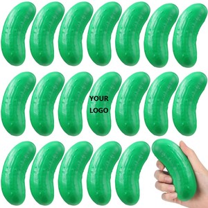 Pelota Antiestrés de Espuma de PU con Forma de Pepino de 4.72 Pulgadas, Personalizable con Logotipo, Juguete <span class=keywords><strong>para</strong></span> Aliviar el Estrés, Regalo Divertido <span class=keywords><strong>para</strong></span> Compañeros de Trabajo, Voluntarios y Personal - Product Image 1