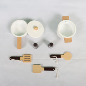 Ensemble de jouets de cuisine en bois pour enfants Toddlers <span class=keywords><strong>Chef</strong></span> Pretend Wood Play Kitchen avec accessoires Machine à glaçons Micro-ondes avec casseroles Poêle incluse - Product Image 5