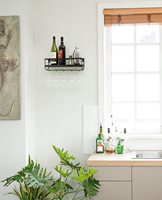 Casier à vin mural Porte-bouteille et verre Porte-bouteilles flottant rustique en bois pour ustensiles de cuisine avec cintre pour verres à pied
