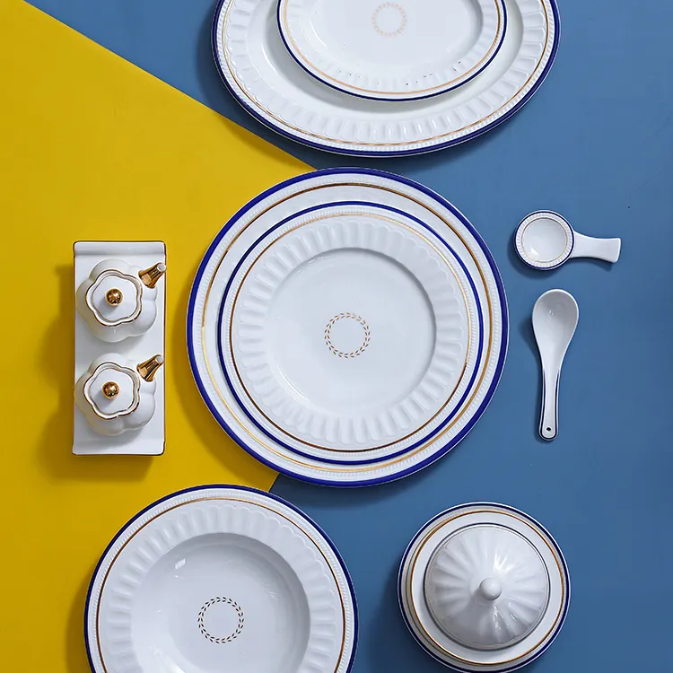 Оптовая продажа синий костяной китайский золотой ободок набор столовых тарелок Посуда роскошный фарфоровый набор посуды