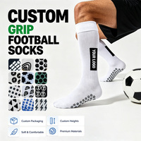 Chaussettes de sport en coton et silicone personnalisées, chaussettes de football antidérapantes, chaussettes de sport athlétiques, chaussettes de football en nylon de haute qualité avec grip XY Knitting