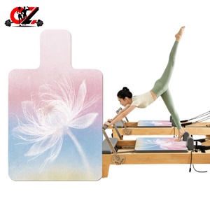 Colchoneta de Pilates CZFIT Advanced Suede, Base de Goma Natural Antideslizante y Absorbente de Sudor, Personalizable - Product Image 1