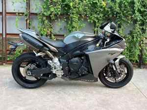 Motocyclettes d'occasion <span class=keywords><strong>Yamaha</strong></span> R1 Sportbike, moteur 1000 cm³, vitesse maximale, motos à essence - Product Image 2