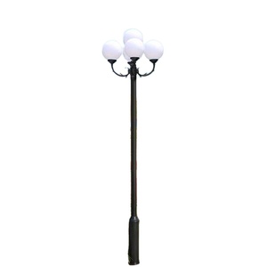 Moderne Best-seller <span class=keywords><strong>Extérieur</strong></span> Sphérique 2.5m-6m 2-5 Tête En Aluminium Cour Lampe Jardin Poteau Lampe Villa Hôtel Rue Vue Jardin - Product Image 4