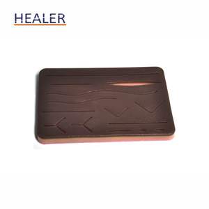 Almohadilla <span class=keywords><strong>de</strong></span> piel <span class=keywords><strong>de</strong></span> sutura <span class=keywords><strong>de</strong></span> silicona <span class=keywords><strong>de</strong></span> 3 capas para entrenamiento <span class=keywords><strong>de</strong></span> sutura práctica <span class=keywords><strong>de</strong></span> habilidades <span class=keywords><strong>de</strong></span> <span class=keywords><strong>heridas</strong></span> con malla para escuelas - Product Image 6