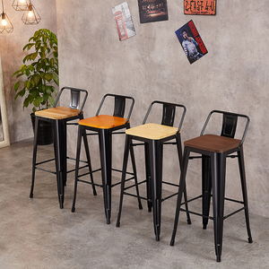 Tabouret <span class=keywords><strong>de</strong></span> bar industriel en fer et bois avec coussin, pieds antidérapants, léger, pour maison et îlot <span class=keywords><strong>de</strong></span> cuisine - Product Image 1
