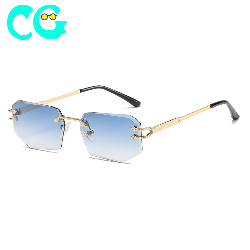 Crystal Snake Shaped Metal Personalized Cut Edge Sunglasses display picture 2