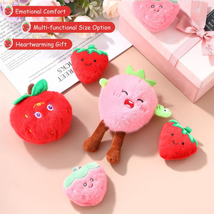 Peluche Personalizzato a Forma di Fragola, Morbido Giocattolo Tascabile, Idea Regalo Perfetta da Collezionare - Product Image 3