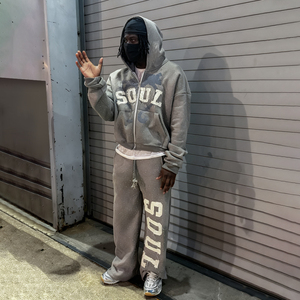 Bán buôn tùy chỉnh Gothic Áo len thiết lập người đàn ông Tracksuit tùy chỉnh Rhinestone & đau khổ ĐÍNH THÊU Sweatpants và hoodie Set - Product Image 4