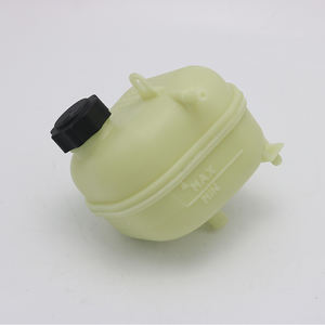 17137509072 17137529273 réservoir d'expansion de liquide de refroidissement de pièces de voiture automatique de haute qualité pour <span class=keywords><strong>MINI</strong></span> R52 R53 <span class=keywords><strong>Cooper</strong></span> <span class=keywords><strong>S</strong></span> - Product Image 6