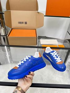 รองเท้าผ้าใบผู้ชายแบรนด์ดีไซเนอร์หรูหรา คุณภาพสูง แฟชั่นทันสมัย สไตล์ยุโรป หนังแท้ สำหรับฤดูใบไม้ผลิ ฤดูร้อน ฤดูใบไม้ร่วง ปี 2025 - Product Image 3