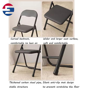 كرسي طعام محمول قابل للطي للحفلات، مغطى بالمخمل مع أرجل معدنية، تصميم عصري للاستخدام الخارجي والمنزلي والمكتبي والمستودعات - Product Image 4