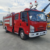 Camion de pompiers Isuzu avec réservoir d'eau de 5000 litres, véhicule de lutte contre l'incendie, véhicule de sauvetage incendie, camion de pompiers