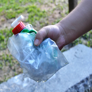 Bidon pliable en PVC de type <span class=keywords><strong>10</strong></span> litres ICRC/IFRC, type UNHCR, pour le stockage de <span class=keywords><strong>l</strong></span>'eau - Product Image 5