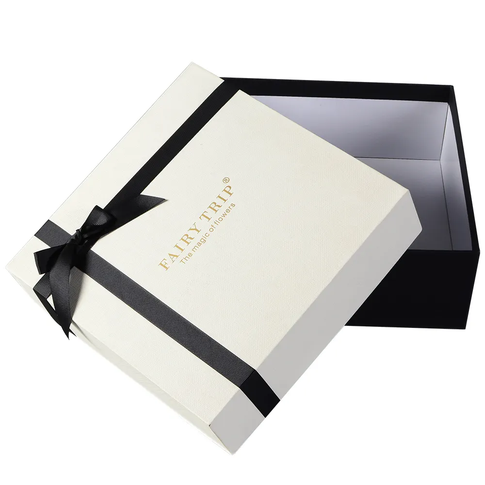 De la parte superior y la Base Blanco camiseta bufanda calcetines negro mate caja de regalo con arco de cajas de papel para ropa