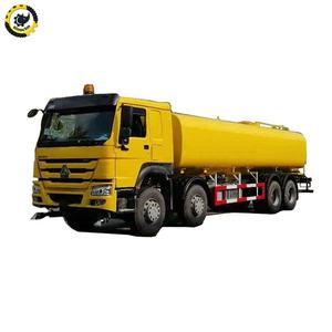 <span class=keywords><strong>Camion</strong></span> cisterna Sinotruk Howo 8x4 a 12 ruote per <span class=keywords><strong>trasporto</strong></span> <span class=keywords><strong>acqua</strong></span>, 25-35 metri cubi, per irrigazione stradale - Product Image 4