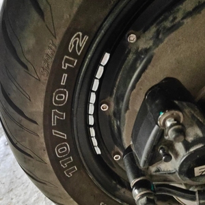 Outils de réparation de pneus, autocollants adhésifs noirs et gris, revêtement en zinc, <span class=keywords><strong>poids</strong></span> d'équilibrage pour roues de <span class=keywords><strong>moto</strong></span> - Product Image 5