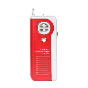 <span class=keywords><strong>Radio</strong></span> <span class=keywords><strong>FM</strong></span> Portátil <span class=keywords><strong>Mini</strong></span> DEKKO DK-8809 88-108 MHz con Altavoz Integrado, Antena Duradera, Alimentación por Batería, Certificación CE ROHS, Logotipo Personalizado - Product Image 3